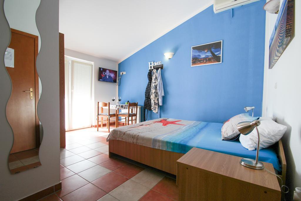 Apartments Miani Новиград Экстерьер фото
