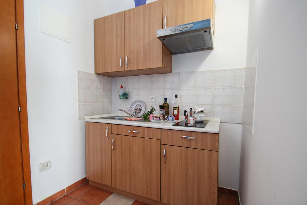 Apartments Miani Новиград Экстерьер фото